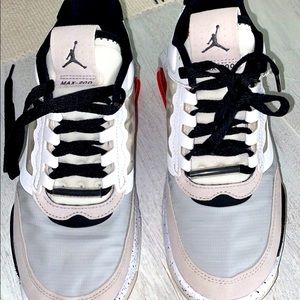 Boys Jordan sneakers  size 7